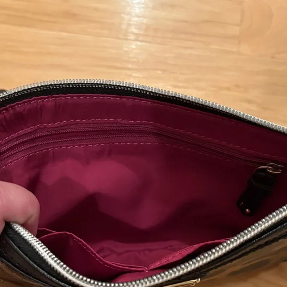 Nine West Leopard-Print Wristlet with Gold Plaque - Picture 5 of 8